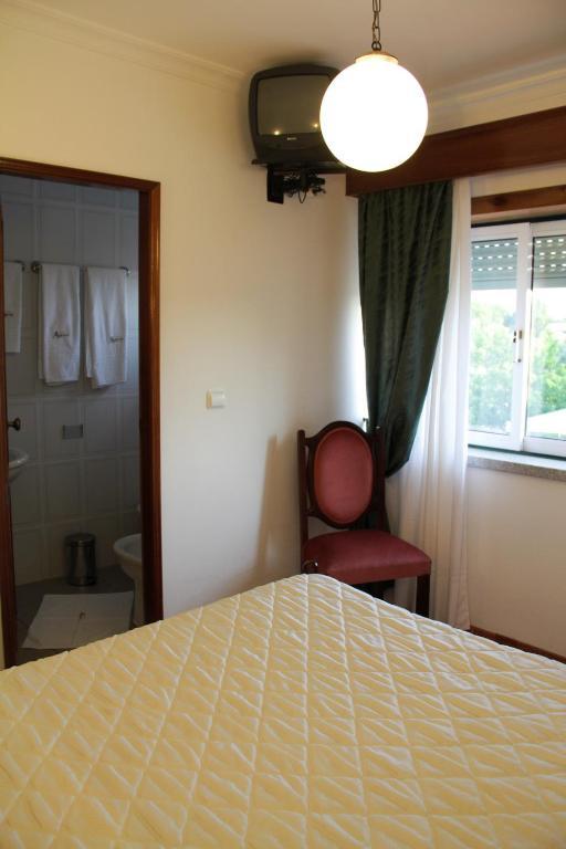 Bed and Breakfast O Pelicano Alfaiates Zimmer foto