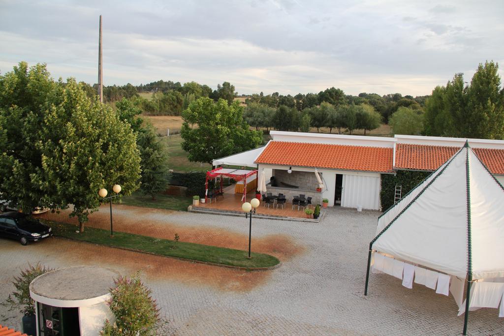 Bed and Breakfast O Pelicano Alfaiates Exterior foto