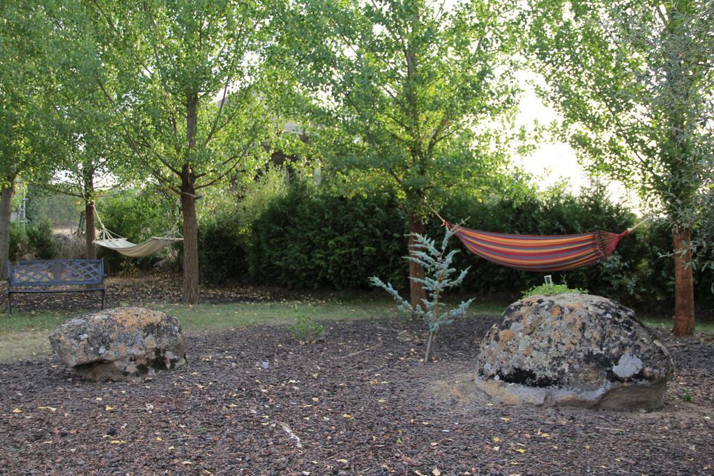 Bed and Breakfast O Pelicano Alfaiates Exterior foto
