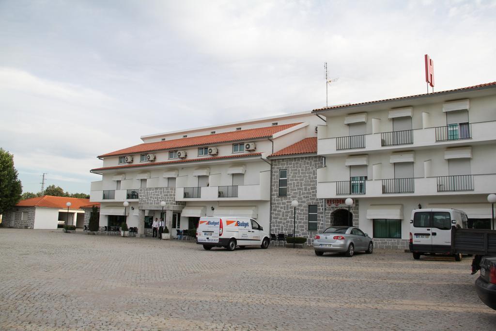 Bed and Breakfast O Pelicano Alfaiates Exterior foto
