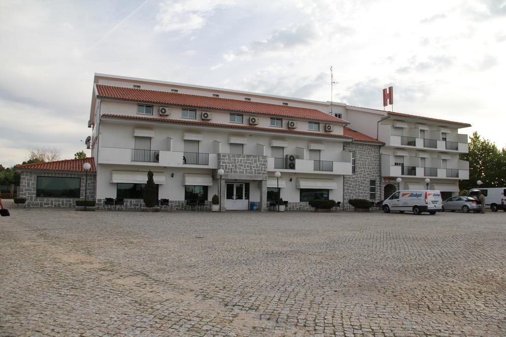 Bed and Breakfast O Pelicano Alfaiates Exterior foto